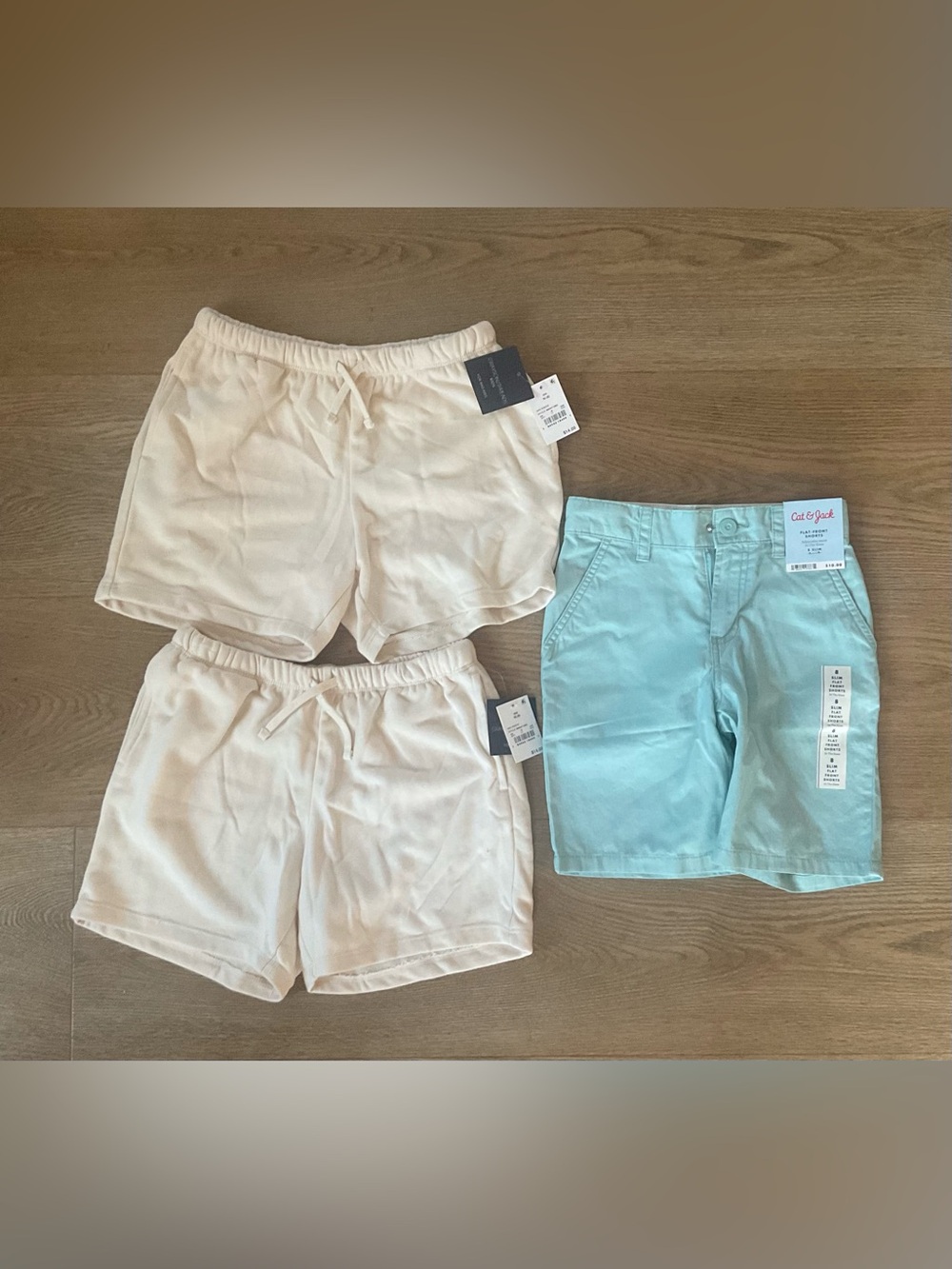 NWT-BOYS SHORTS 3 PAIRS